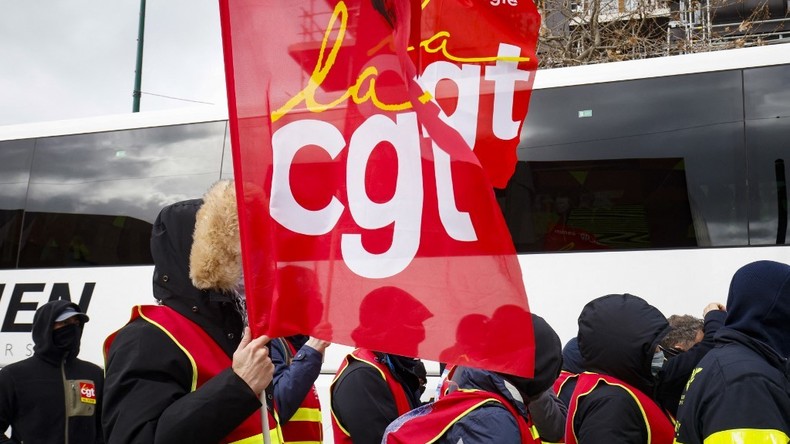 «Il va faire tout noir chez toi» : la CGT coupe le courant de la préfecture des Alpes-Maritimes