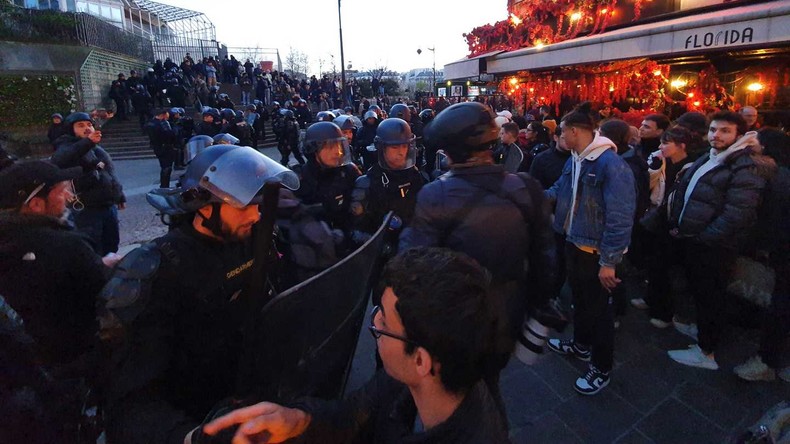 Paris : nouvelle manifestation contre la réforme des retraites à Paris, dans le quartier des Halles