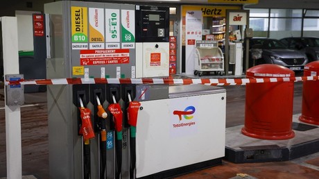Environ 6% des stations-service de l'Hexagone manquent de carburant en raison de la grève
