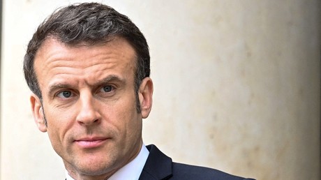 Macron accusé de jeter de l’huile sur le feu après ses déclarations sur «la foule illégitime»