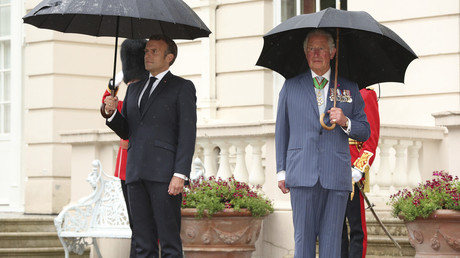 Emmanuel Macron et Charles III, à Londres, le 18 juin 2020 (image d'illustration).