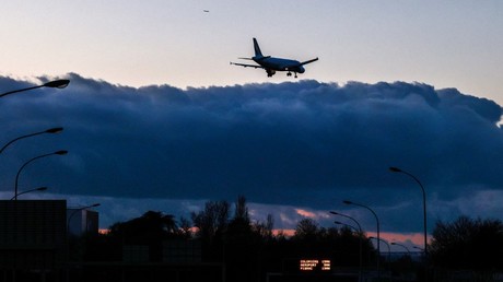 La DGAC demande aux compagnies aériennes de renoncer à 33% de leurs vols à Orly les 26 et 27 mars