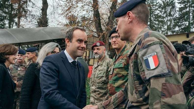 La limite d'âge pour être réserviste dans l'armée rehaussée à 70 ans, annonce Lecornu