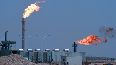 Les cours du brut flambent après une salve d’annonces de réduction de production