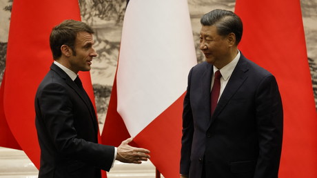 Le président français Emmanuel Macron et son homologue chinois Xi Jinping, le 6 avril à Pékin.