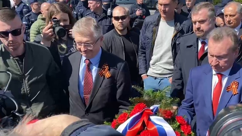 L'ambassadeur russe en Pologne refoulé lors de la commémoration du 9 mai au cimetière de Varsovie