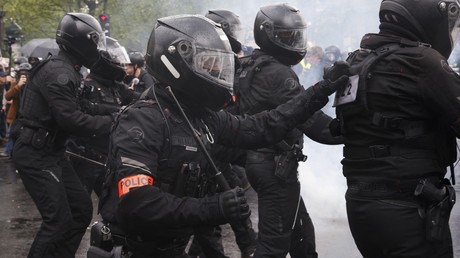 Policier de la BRAV-M, le 1er mai à Paris.