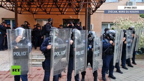Nord du Kosovo: malgré une abstention record, Pristina entend imposer ses représentants par la force
