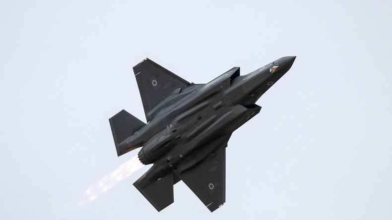 Israël bombarde Damas et provoque d'importants dégâts (VIDEO)