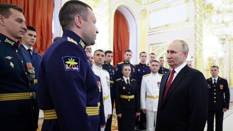 Contre-offensive : les Ukrainiens n’ont «aucune chance», a estimé Vladimir Poutine
