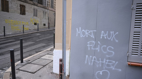 A Marseille, un graffiti hostile à la police. Deux policiers ont été lynchés dans la nuit du 29 au 30 juin.