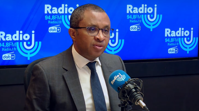 «Manifestement proche de l'extrême droite» : Pap Ndiaye s'attaque à Vincent Bolloré et à ses médias