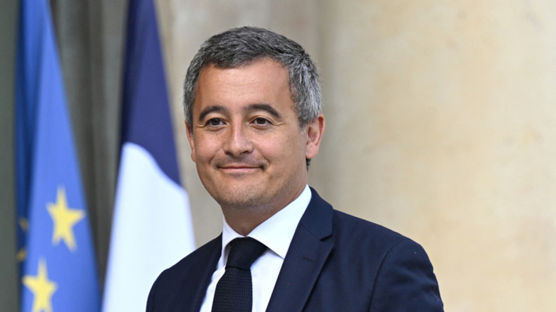 «Un policier n’a pas sa place en prison» : Gérald Darmanin approuve, la gauche vent debout