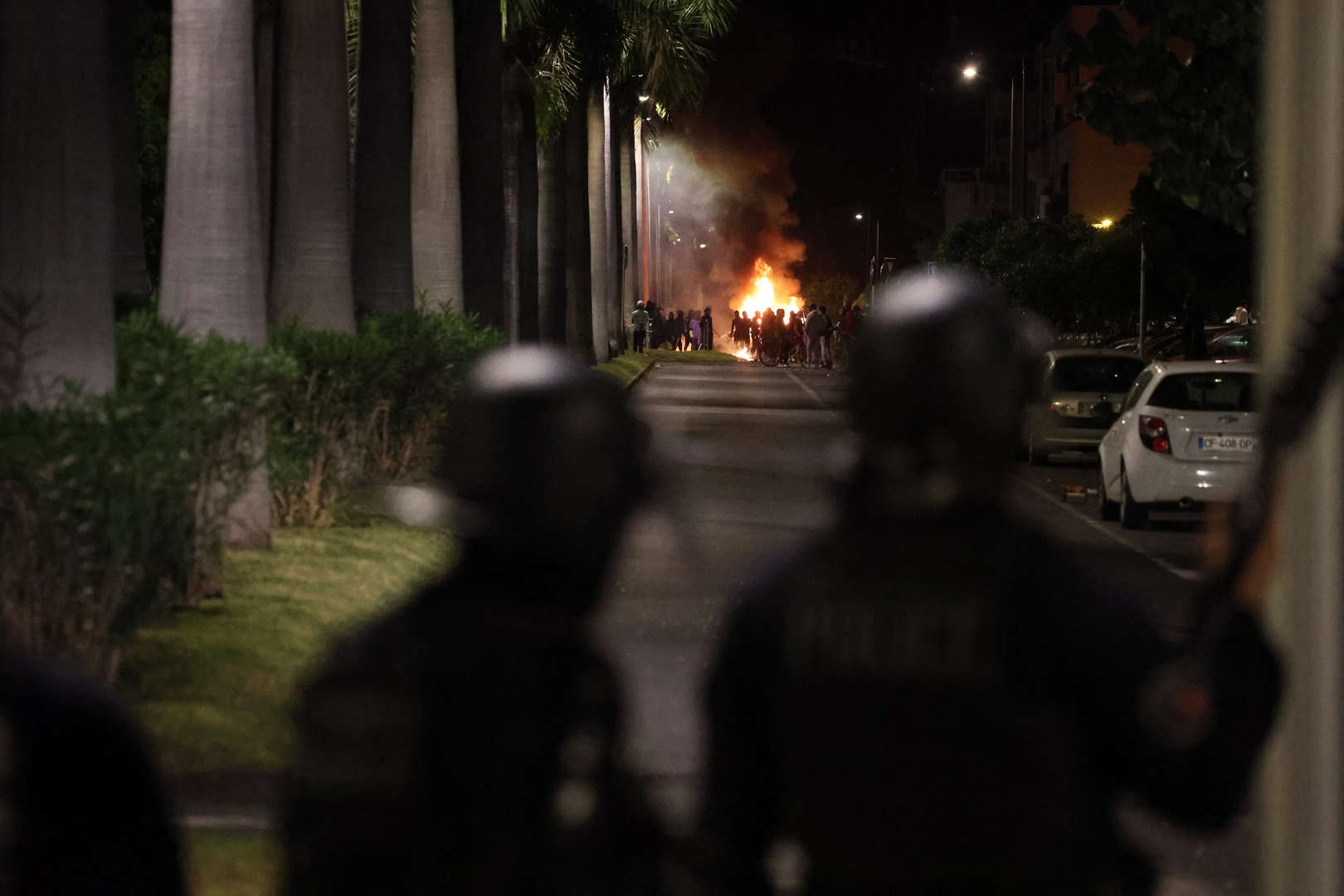 Quatrième nuit d'émeutes : 1 311 interpellations, 79 policiers et gendarmes blessés, 2 560 incendies