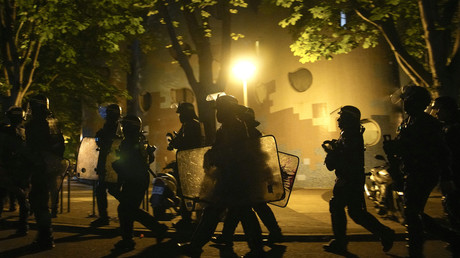 Un groupe de policiers déployé lors des émeutes à Nanterre, le 1er juillet 2023 (image d'illustration).