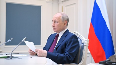 Poutine : la part du rouble «a dépassé 40%» dans les échanges commerciaux avec les pays de l’OCS