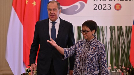 Conférence de presse de Sergueï Lavrov au sommet de l'Asean à Djakarta