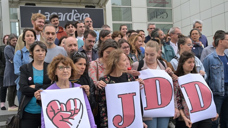 La grève du JDD prend fin, Geoffroy Lejeune prend la tête de l'hebdomadaire malgré la fronde