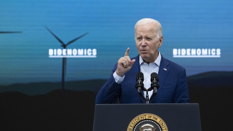 Guerre économique: Biden restreint les investissements américains dans l'IA en Chine, Pékin proteste