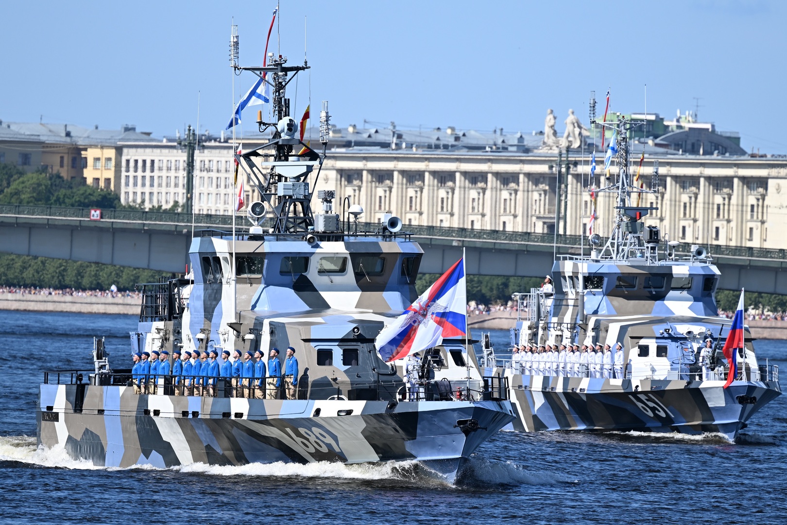 Journée de la Marine russe : Vladimir Poutine participe à la célébration à Saint-Pétersbourg