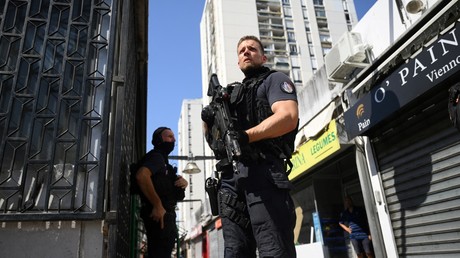 France : 48 heures après la mort d'un enfant, un homme encore tué par balle à Nîmes