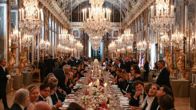 Charles III à Versailles : un dîner presque parfait