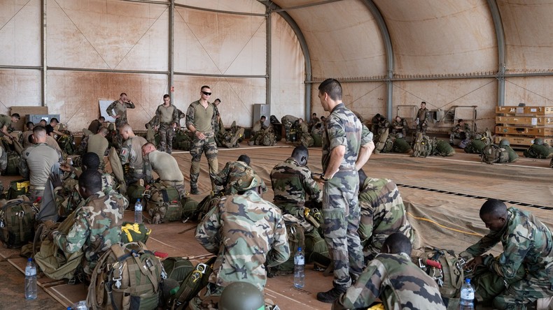 Retrait des troupes françaises du Niger : les militaires exigent un «cadre négocié» avec Paris