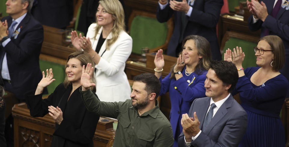 Vétéran SS au Parlement canadien : le pays confronté à son «histoire très sombre»