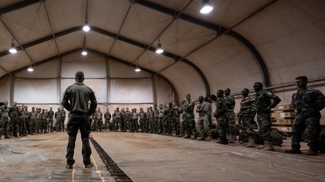 La France compte encore 1 500 hommes au Niger. Ici, des légionnaires parachutistes du 2e REP, en mai 2023 (image d'illustration).