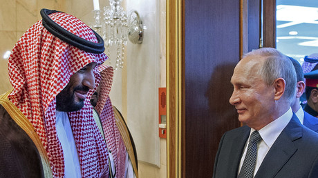 Vladimir Poutine et Mohamed ben Salmane lors d'une rencontre à Riyad en 2019 (image d'illustration).