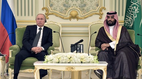 Poutine s'entretient avec MBS et salue la «coopération multiforme» russo-saoudienne