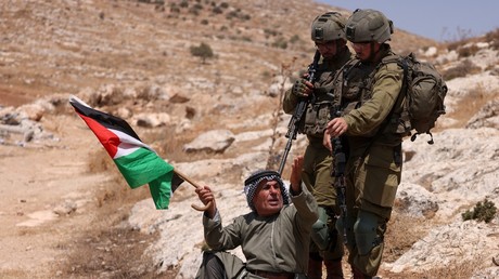 Israël interdit la vente des produits arborant un symbole palestinien à Jérusalem-Est