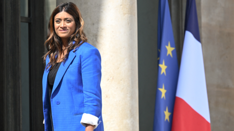 France : l'exécutif annonce généraliser le SNU, une mauvaise priorité selon la gauche