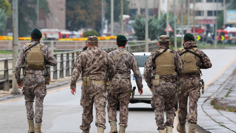 Après la tentative d'attentat à Ankara, la Turquie riposte et frappe des positions kurdes
