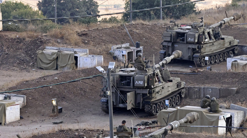 Tsahal cible plusieurs positions en Syrie après des tirs de roquettes