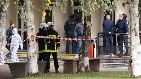 France : un enseignant poignardé à mort dans un lycée à Arras, deux blessés graves