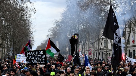 Le ministre italien des Affaires étrangères reproche à la France son interdiction des manifestations de soutien à Gaza