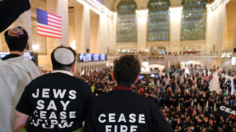 New-York : une manifestation juive contre le bombardement de Gaza bloque la gare de Grand Central