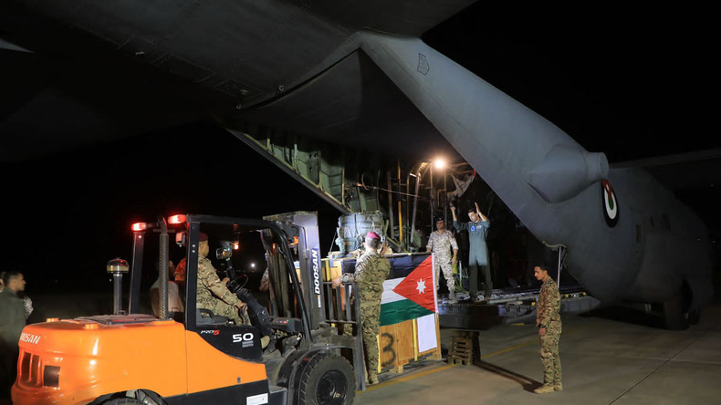Gaza : le roi de Jordanie annonce le largage d'une aide médicale d'urgence destinée à un hôpital jordanien