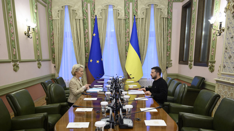 Corruption en Ukraine : le responsable de la cybersécurité limogé pour avoir détourné 1,6 million d'euros