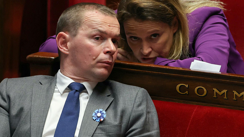 Le procès pour soupçons de favoritisme du ministre Olivier Dussopt s'ouvre à Paris