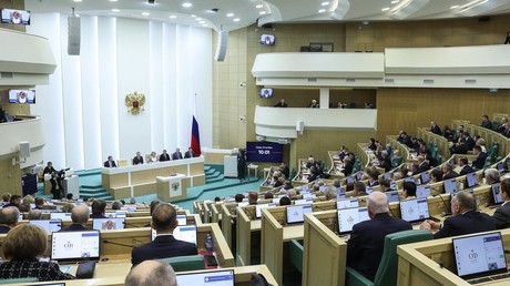 Des sénateurs assistant à une session du Conseil de la Fédération, la chambre haute du parlement russe, le 25 octobre 2023 (photo d’illustration).