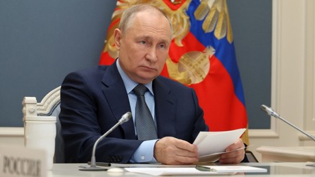 Au sommet en ligne du G20, Poutine promeut la Russie comme puissance d’équilibre