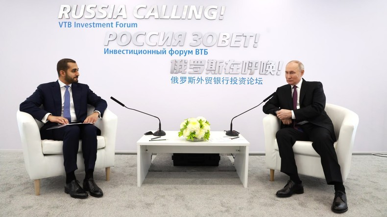 Russie : Vladimir Poutine rencontre le prince héritier d'Oman