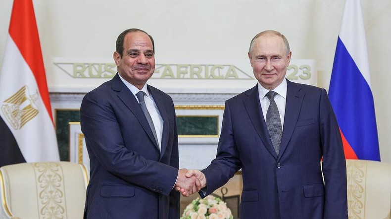 Egypte : Vladimir Poutine évoque le développement entre Moscou et Le Caire avec Abdel Fattah al-Sissi