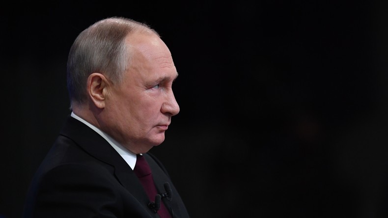Poutine rencontre les chefs de partis de la Douma et prévient d'une menace d'ingérence étrangère