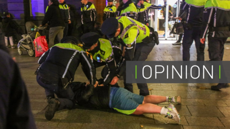 Les dirigeants occidentaux favorables aux migrants sont en guerre contre leur peuple, selon Tony Cox