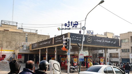 Des hackers pro-israéliens perturbent l'approvisionnement de stations-service en Iran, Téhéran dénonce une ingérence