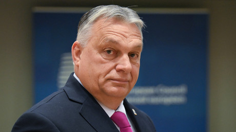 Le Premier ministre hongrois Viktor Orban avant d’assister à une table ronde du Conseil européen, à Bruxelles, le 14 décembre 2023 (photo d’illustration)