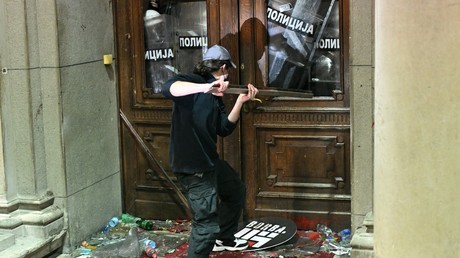 Serbie : émeute à l’hôtel de ville de Belgrade, Moscou dénonce une tentative de déstabilisation occidentale